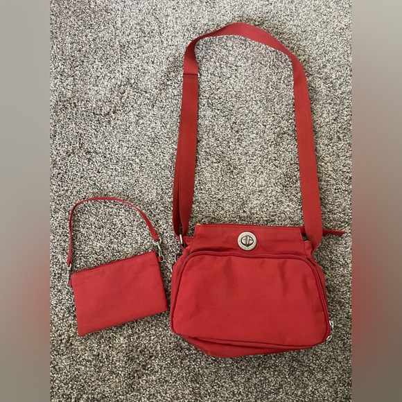 Baggallini Handbags - Women’s Baggallini Crossbody Bag Purse Russet Red
